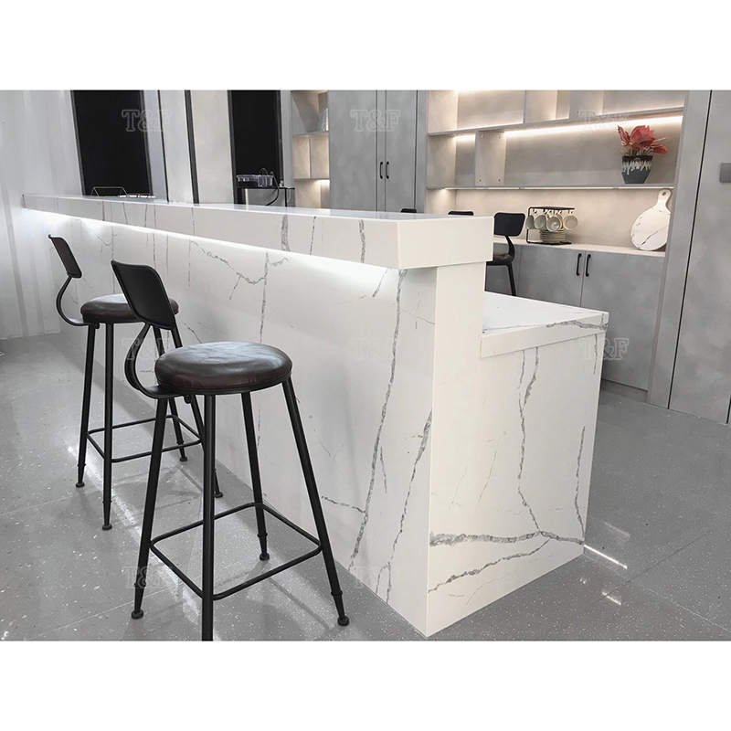 Wholesale White Clear Calacatta Quartz Artificial Stone Kitchen Island Slab Production Line Countertops Slabs