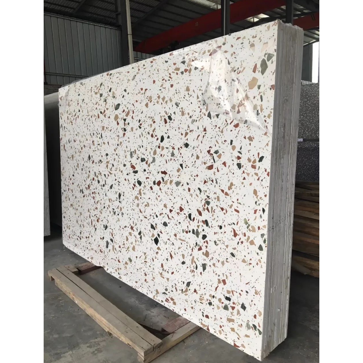 Factory Direct Big Size White Artificial Stone Chips Table Countertop Concrete Terrazzo Slab