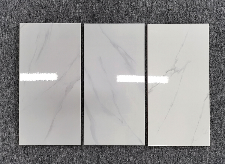 High Quality China Guangdong Hotel Kitchen Bathroom Toilet White Ceramic Wall and Floor Tiles