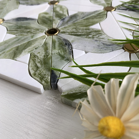 Waterjet Flower Pattern Marble Mosaic Brass Inlay Tile Mosaic Tile for Kitchen Backsplash and Bathroom Wall Tile