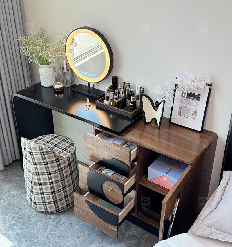 Modern Solid Wood LED-Lighted Vanity Dressing Table with Side Lights Mirror for Apartment Bathroom and Hotel Use