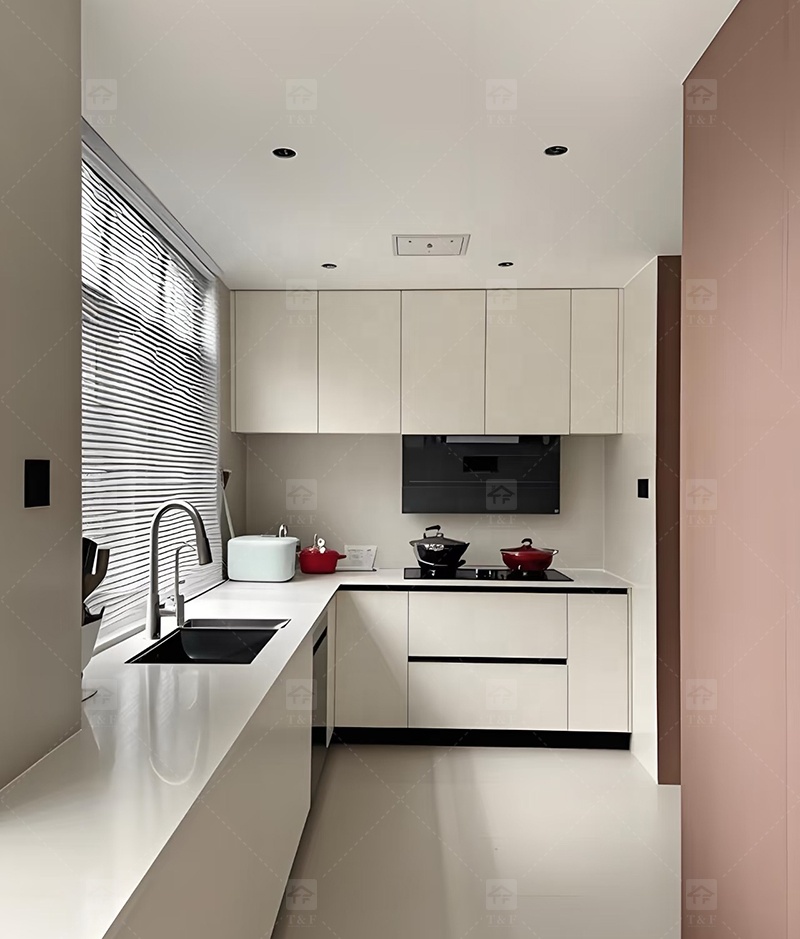 Modern Complete White Kitchen Cabinets in Ltaly Style Aluminum Design with Cupboards for Kitchen Design