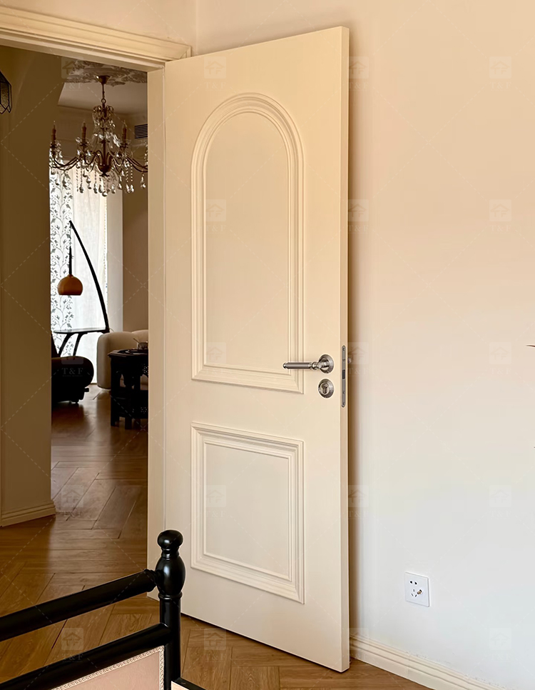 Modern Waterproof Solid Wood Interior Doors New Design with Accessories on Sale for Hotel and Bedroom Application