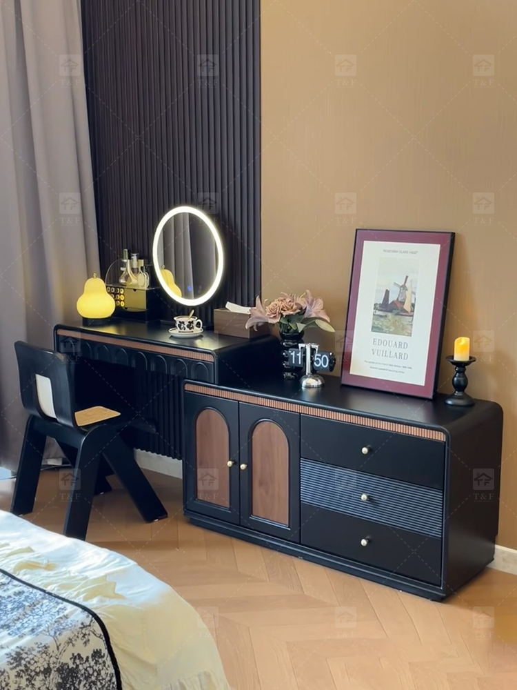 Luxury Black Solid Wood Vanity Table with LED Light Makeup Mirror 7 Drawers Durable Furniture for Bedroom Living Room Hotel Use
