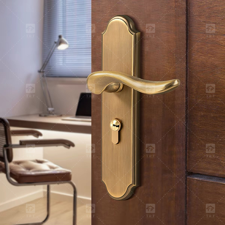 Wholesale Modern Zinc Alloy Wooden Silent Mechanical Door Locks for Villa Apartment Hotel Bedroom Study