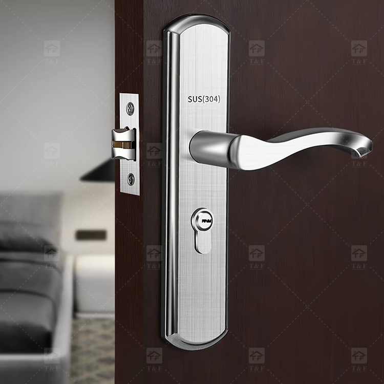 Modern Rustproof SUS304 Stainless Steel Hotel Interior Door Lock Set Silent Mechanism Wooden Lever Lock Multiple Available