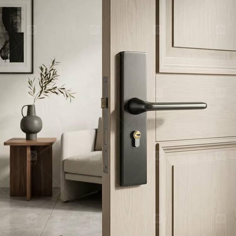 Interior Bathroom Bedroom Wood Handle Door Locks for Wooden Doors Modern Luxury Design Easy Installation Villa & Hotel Use