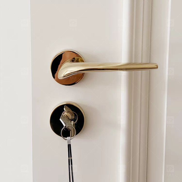 Premium Matte Gold Finish Door Lock Keyed Cylinder Modern Design for Hotels Apartments Durability Meets Style Easy