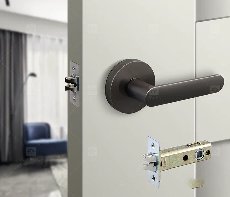 Matte Black Modern Minimalist Villa Door Handle Interior Wood Door Lever Lock Anti-Fingerprint Easy Clean Ambidextrous